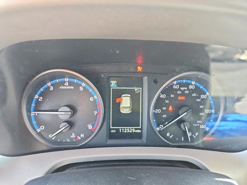 2017 TOYOTA RAV4 XLE 9