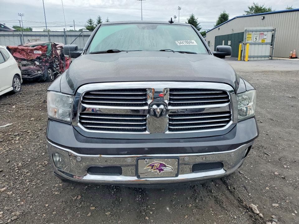 2017 RAM 1500 SLT 5
