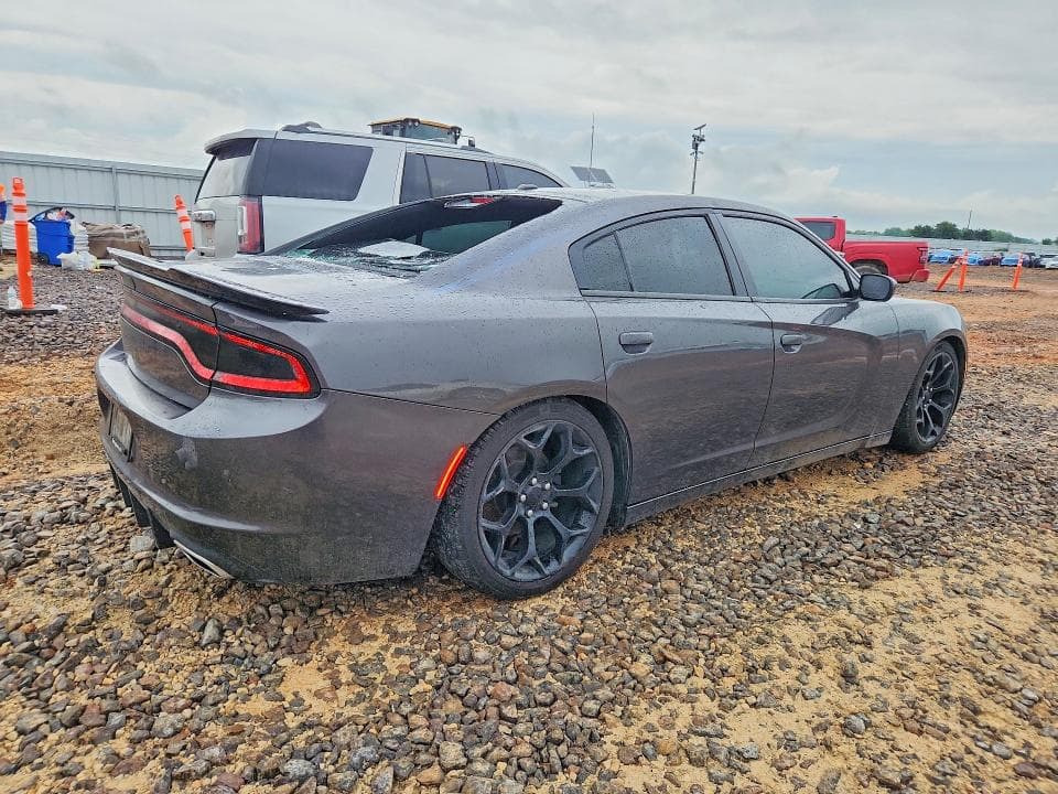 2019 DODGE CHARGER SXT 3