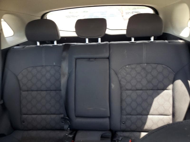 2019 KIA NIRO LX 10