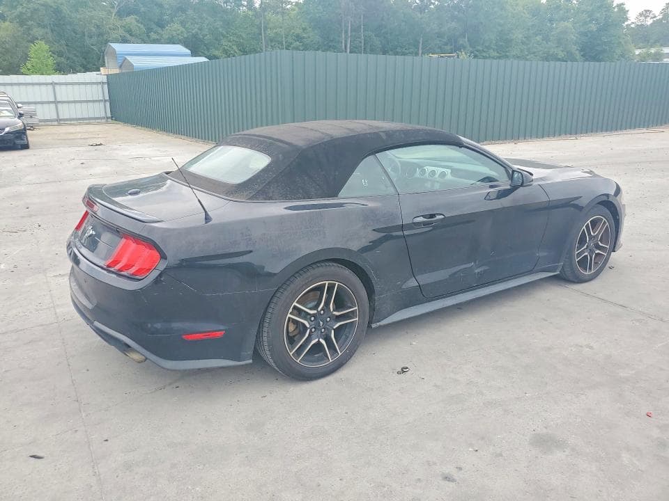 2018 FORD MUSTANG 3