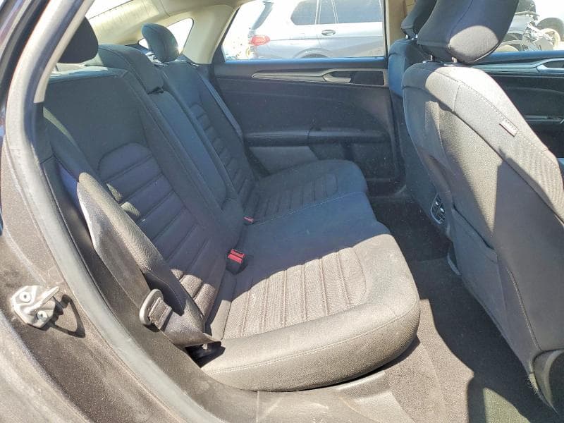 2019 FORD FUSION SE 10