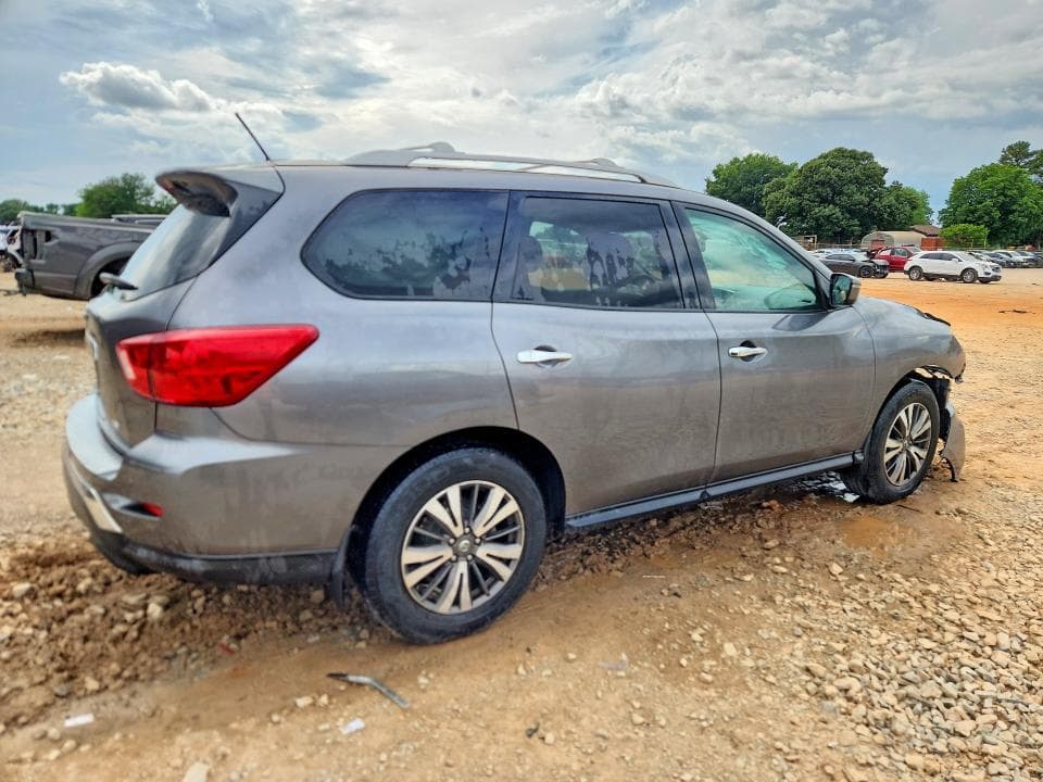 2017 NISSAN PATHFINDER SV 3