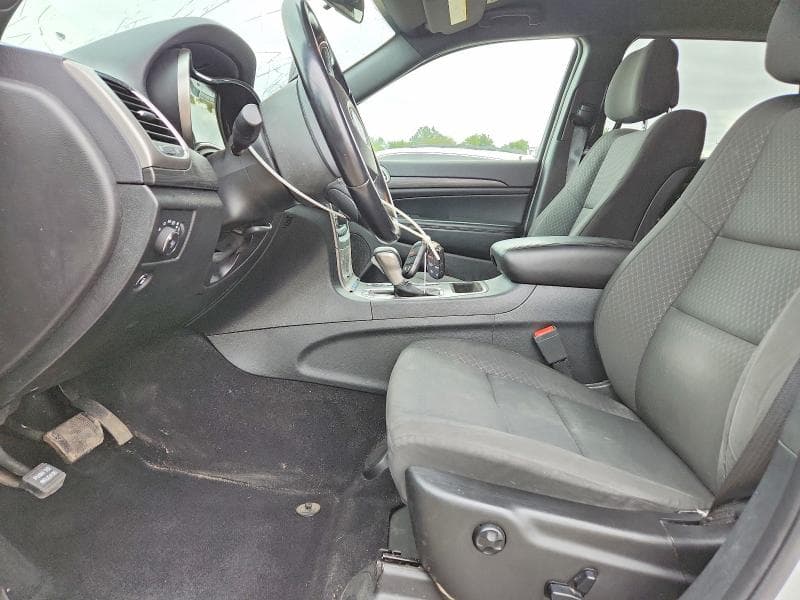 2019 JEEP GRAND CHEROKEE LAREDO 7