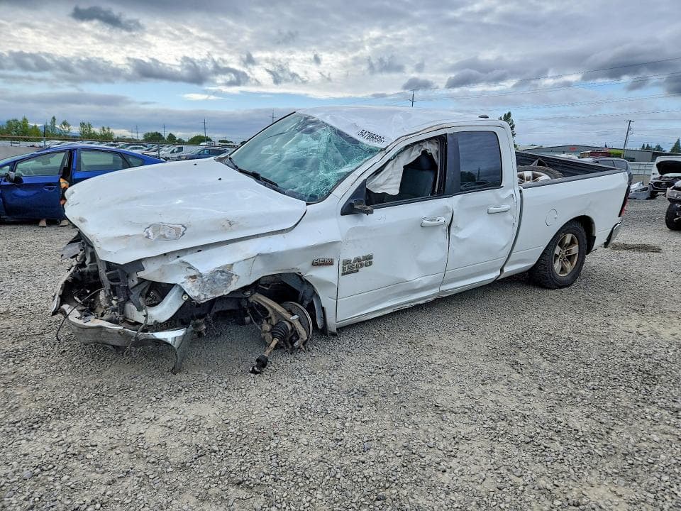 2019 RAM 1500 CLASSIC SLT - 1
