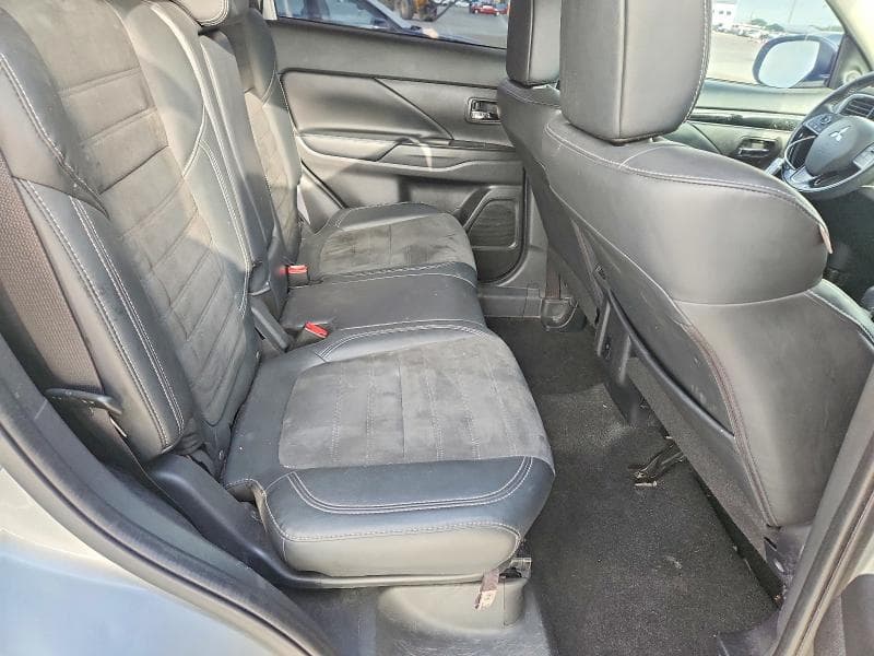 2020 MITSUBISHI OUTLANDER SE 10
