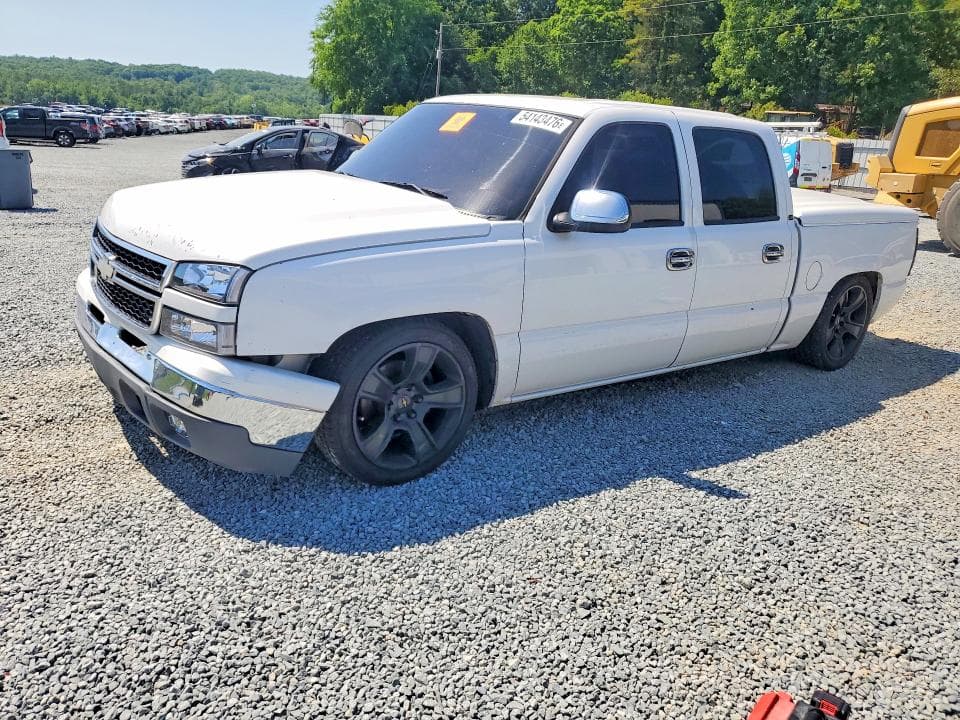 2007 CHEVROLET SILVERADO - 1