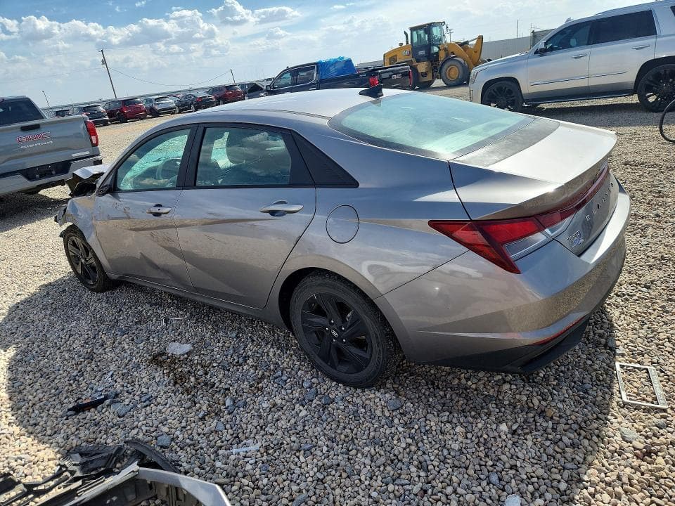2022 HYUNDAI ELANTRA SEL 2