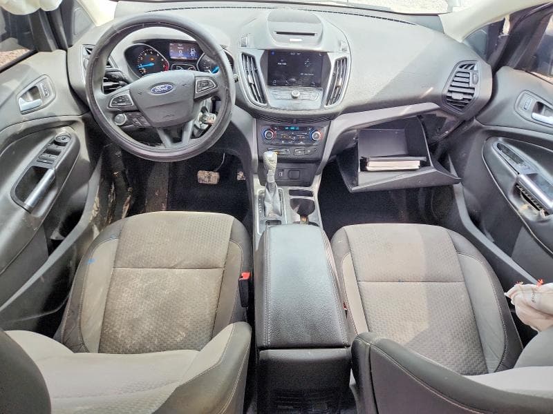2017 FORD ESCAPE SE 8