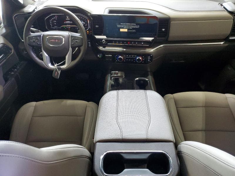 2024 GMC SIERRA K1500 SLT 8