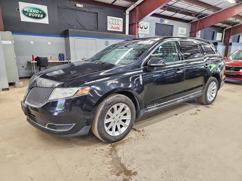 2014 LINCOLN MKT - 1