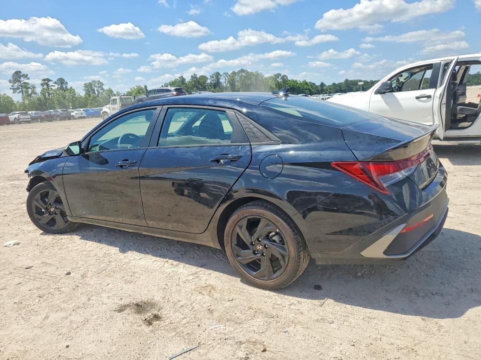 2026 HYUNDAI ELANTRA SEL SPORT 2