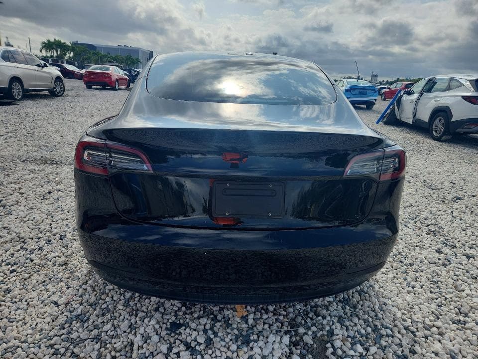 2022 TESLA MODEL 3 6