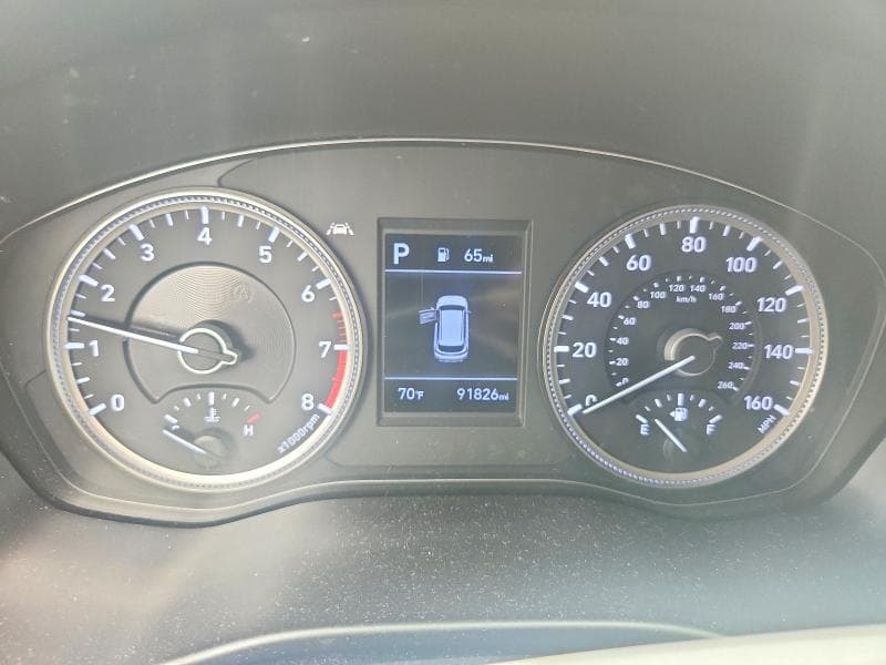 2020 HYUNDAI SANTA FE SE 9