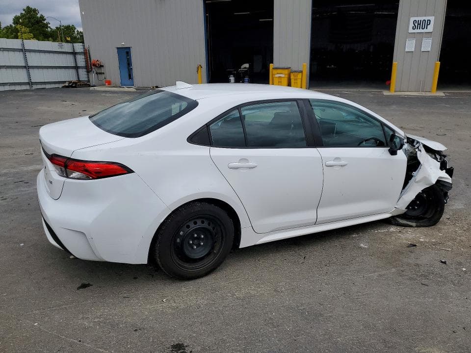 2020 TOYOTA COROLLA LE 3