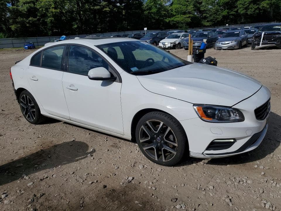 2018 VOLVO S60 DYNAMIC 4