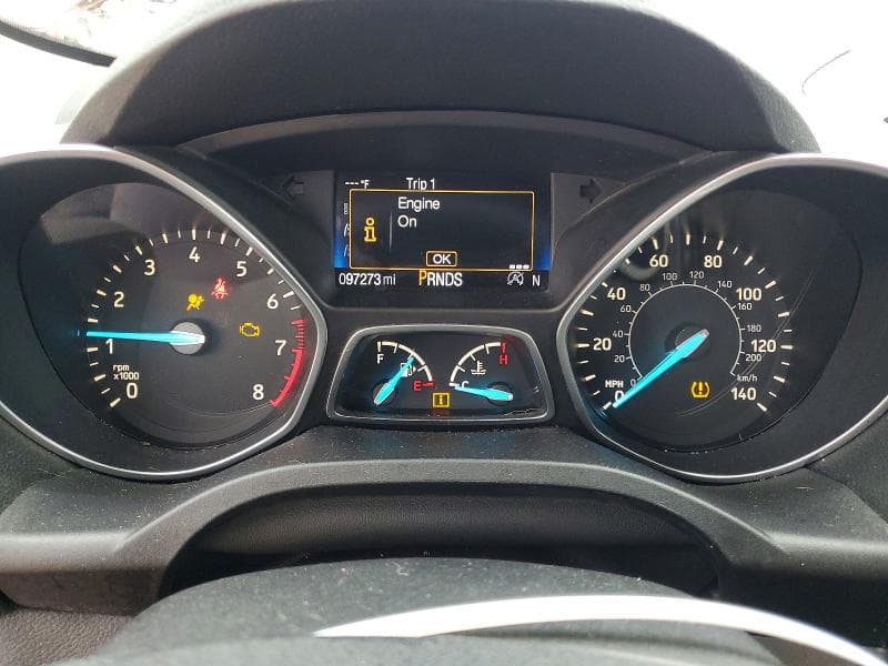 2017 FORD ESCAPE SE 9
