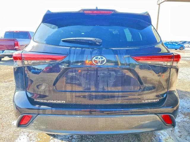 2022 TOYOTA HIGHLANDER LIMITED 6