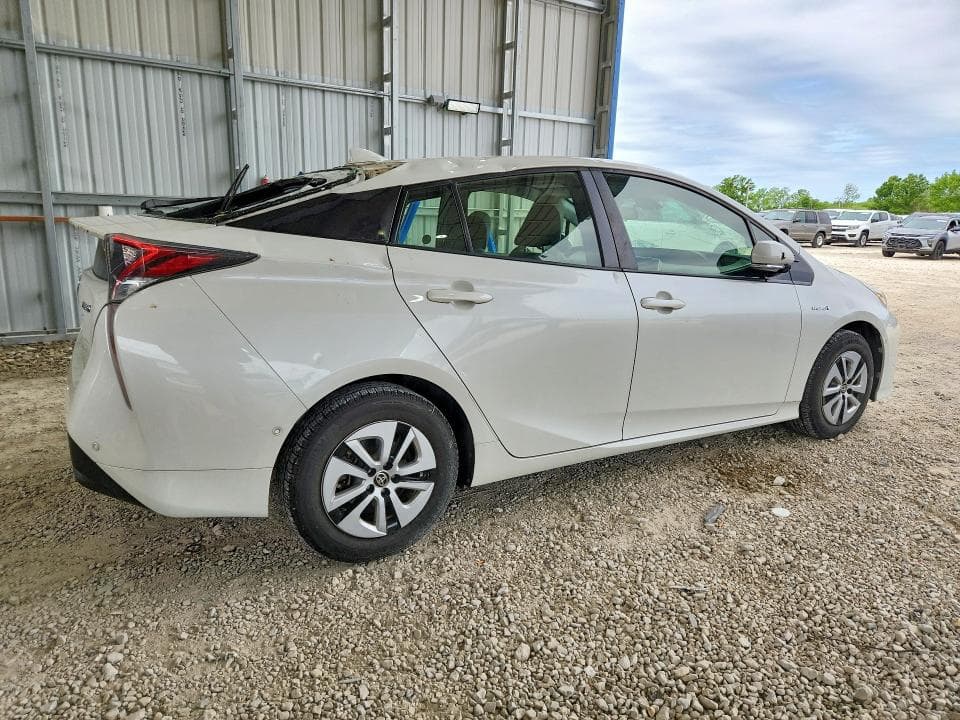 2017 TOYOTA PRIUS TWO 3