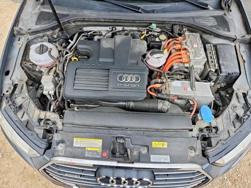 2017 AUDI A3 E-TRON PREMIUM 11