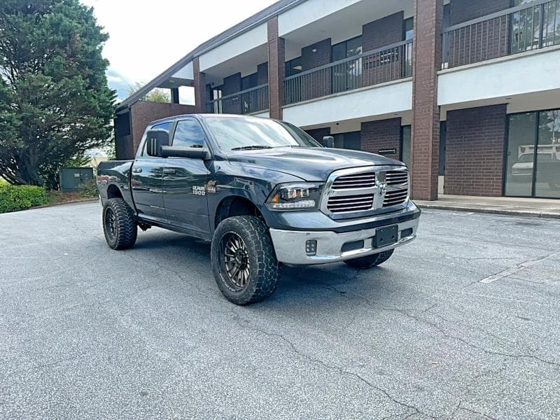 2013 RAM 1500 ST - 1