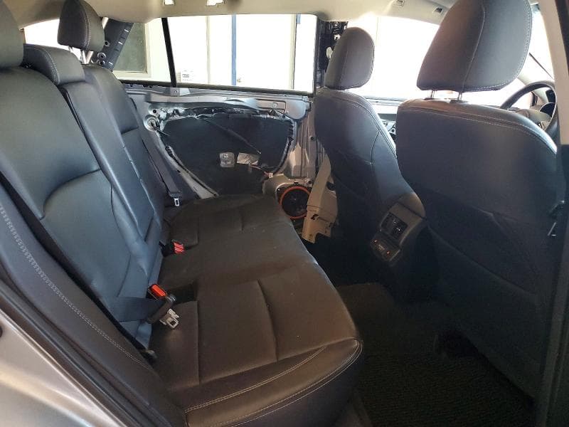2018 SUBARU OUTBACK 11