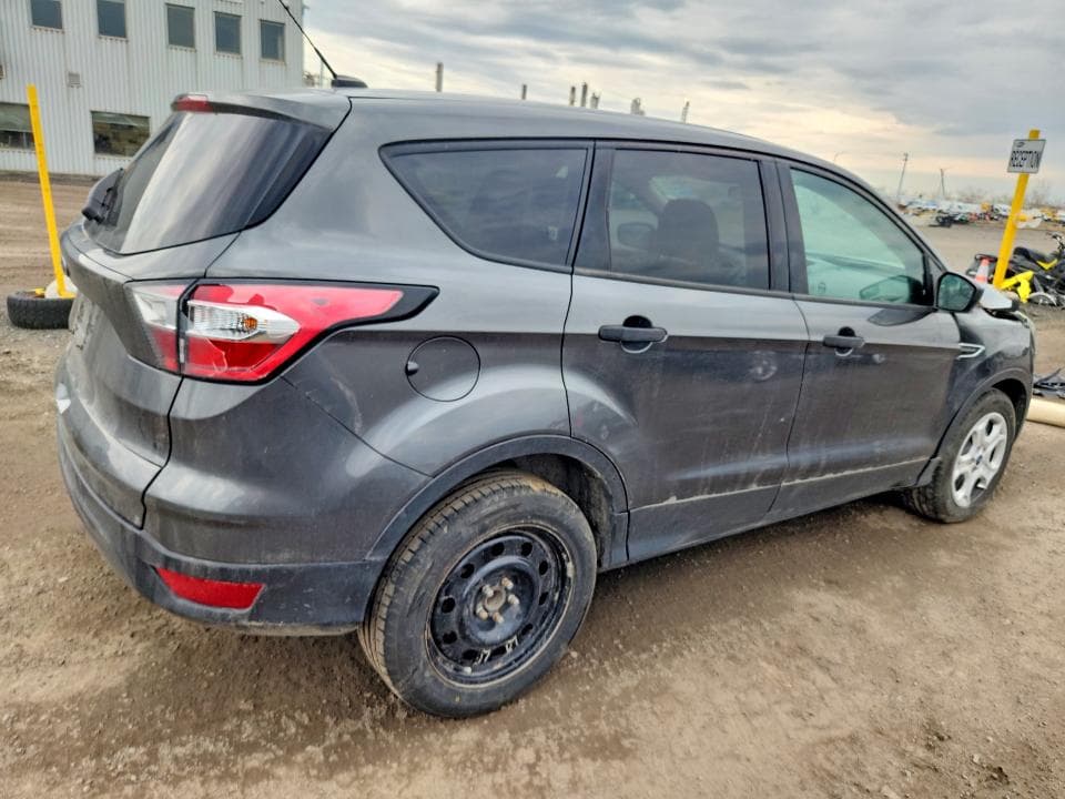2017 FORD ESCAPE S 3