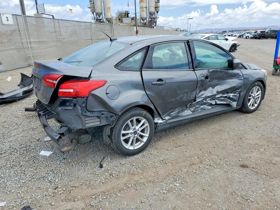 2018 FORD FOCUS SE 3