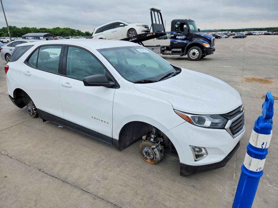 2019 CHEVROLET EQUINOX LS 4