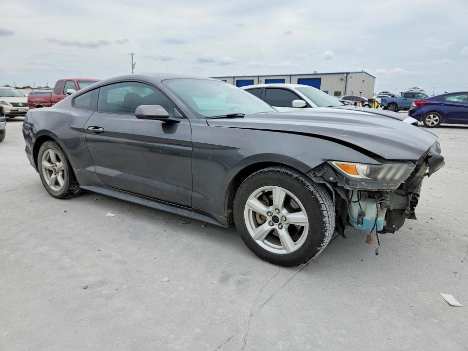 2017 FORD MUSTANG 4
