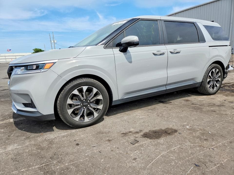 2022 KIA CARNIVAL EX 2