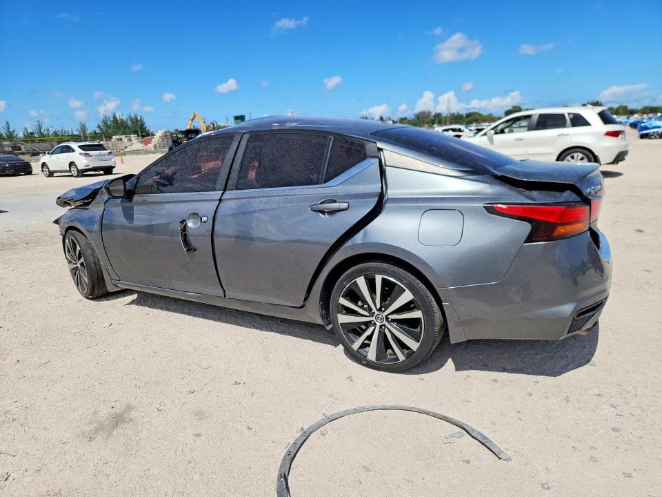 2020 NISSAN ALTIMA SR 2