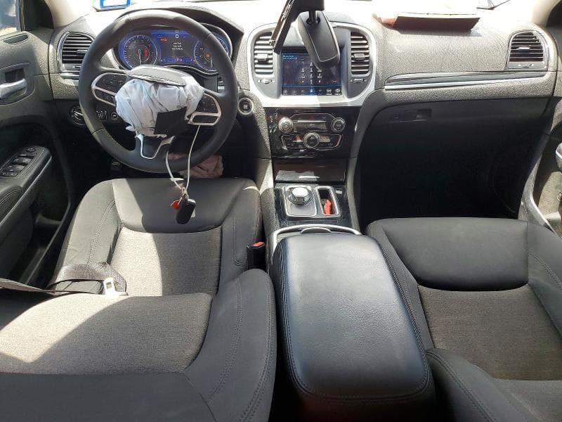 2023 CHRYSLER 300 TOURING 8