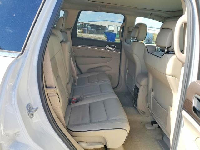 2018 JEEP GRAND CHEROKEE OVERLAND 11