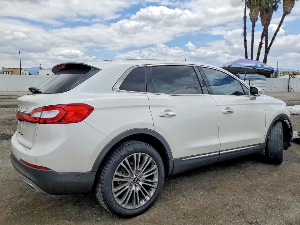 2018 LINCOLN MKX RESERVE 3