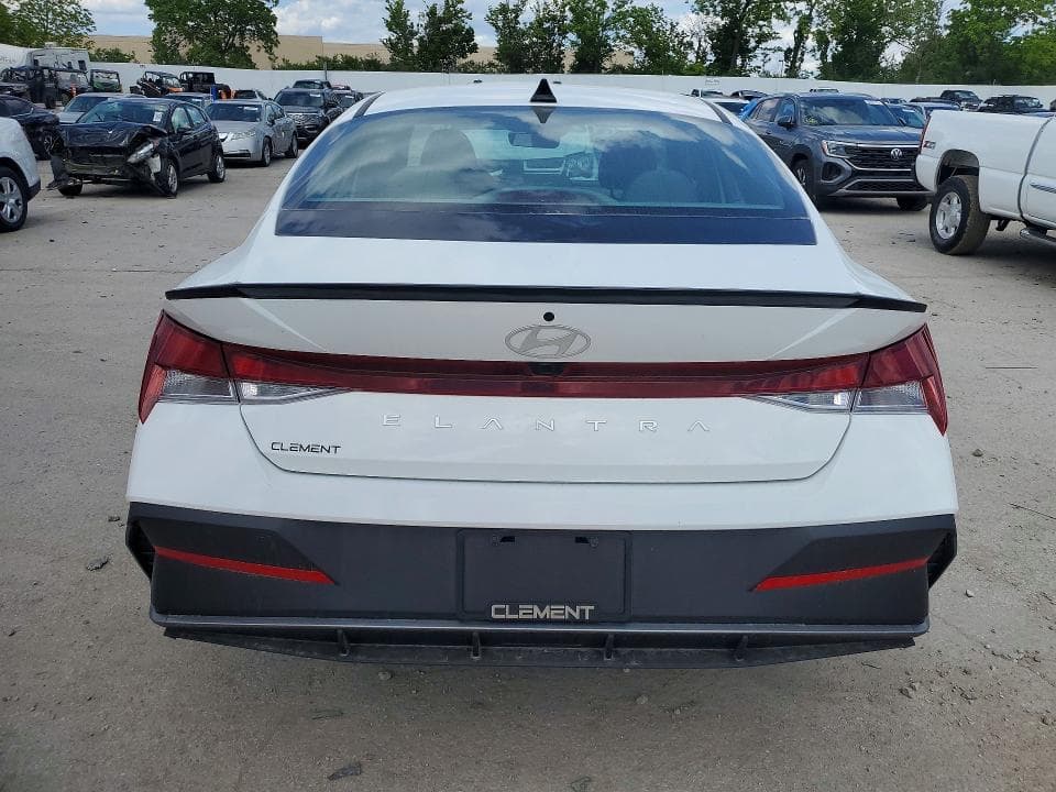 2025 HYUNDAI ELANTRA SEL SPORT 6