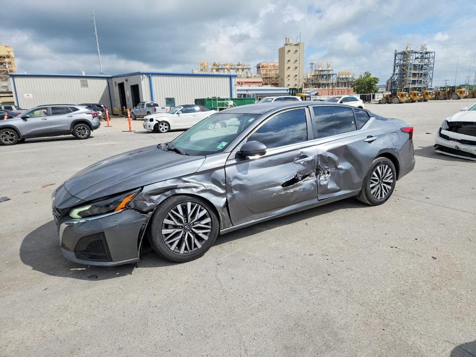 2023 NISSAN ALTIMA SV - 1