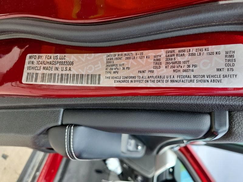 2023 JEEP GRAND CHEROKEE LAREDO 14