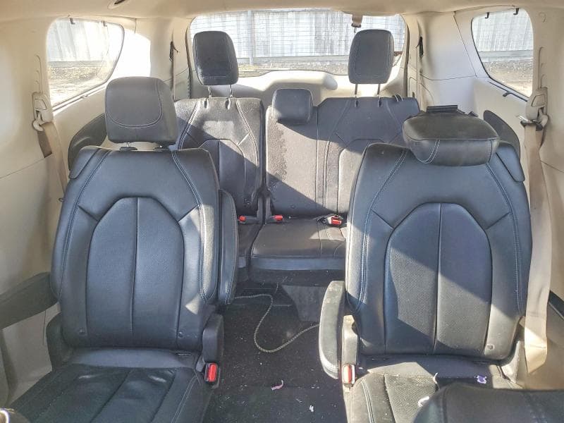 2021 CHRYSLER PACIFICA TOURING L 10