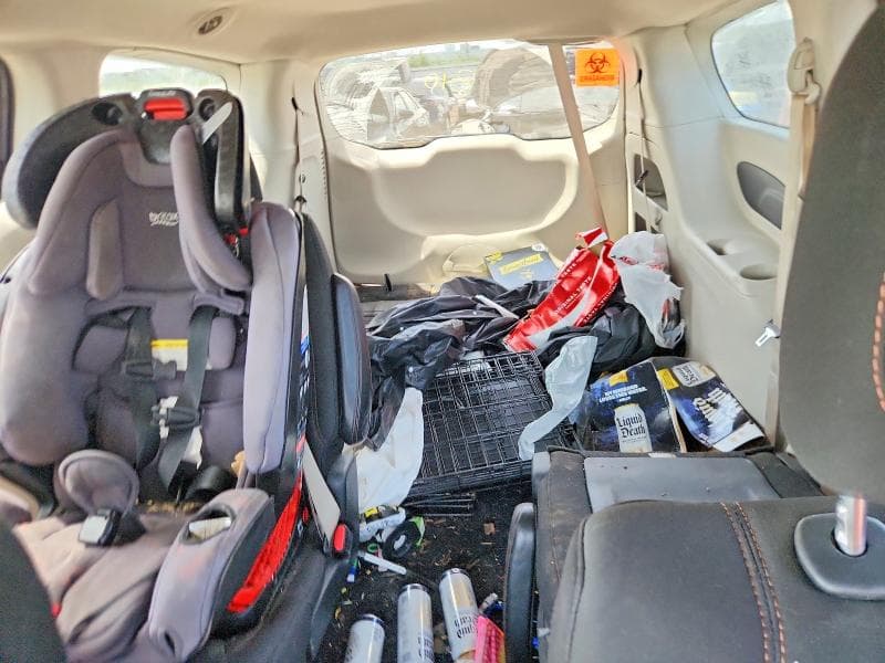 2017 CHRYSLER PACIFICA TOURING 10