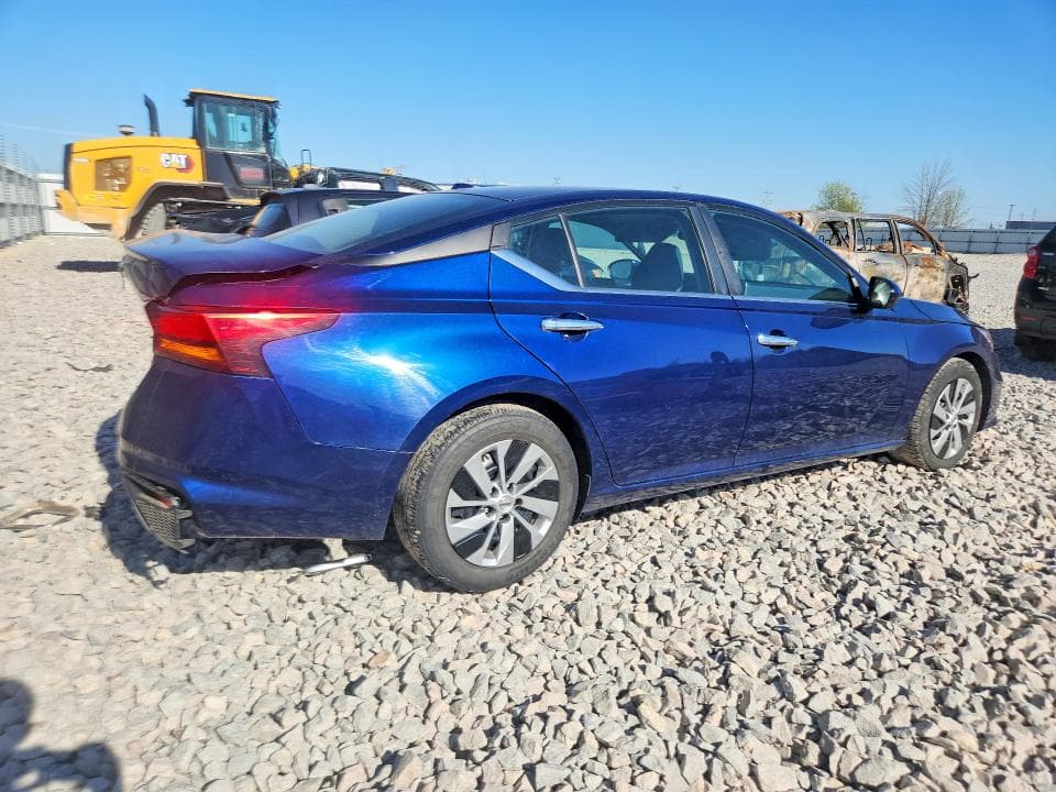 2019 NISSAN ALTIMA S 3