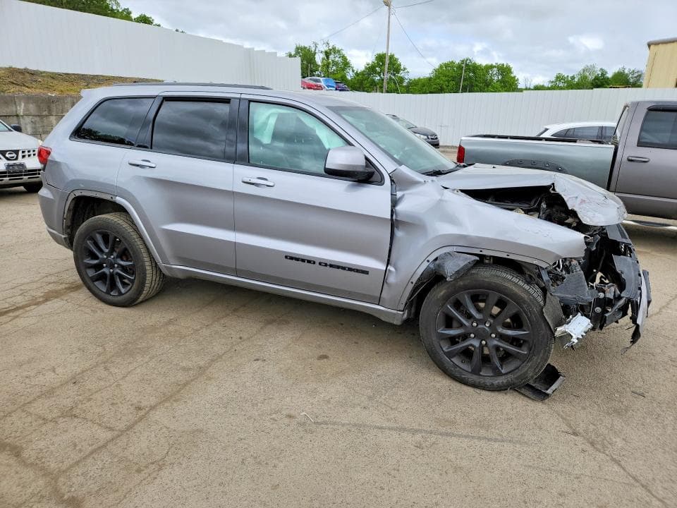2020 JEEP GRAND CHEROKEE LAREDO 4