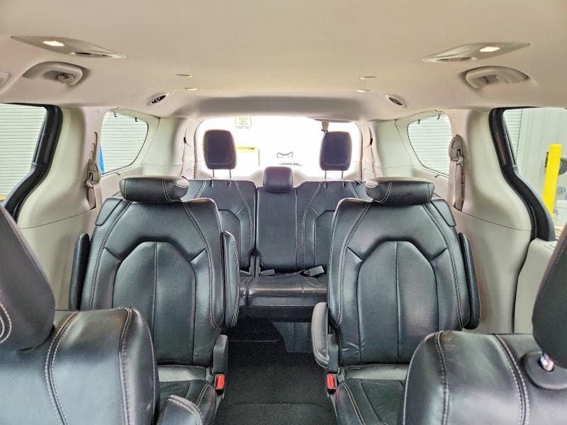 2022 CHRYSLER PACIFICA TOURING L 10