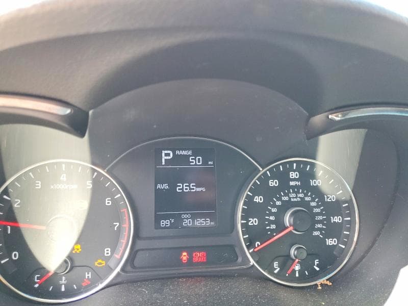 2017 KIA FORTE LX 9