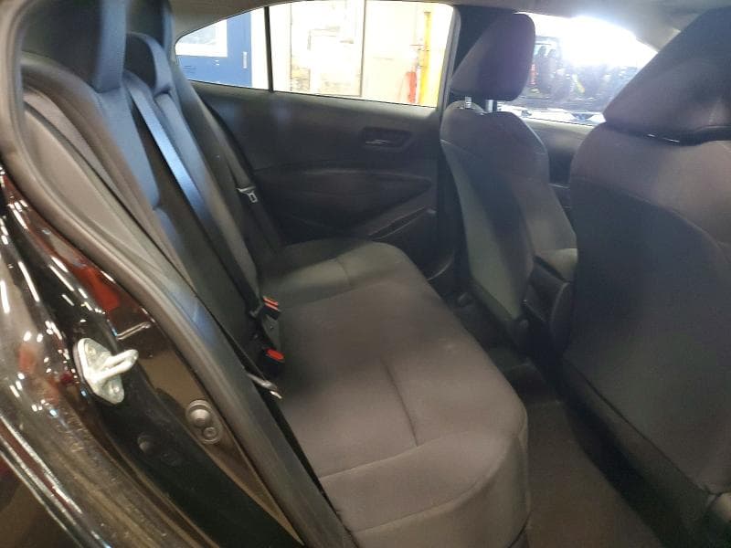 2022 TOYOTA COROLLA LE 10