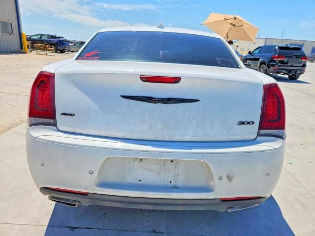 2022 CHRYSLER 300 TOURING L 6