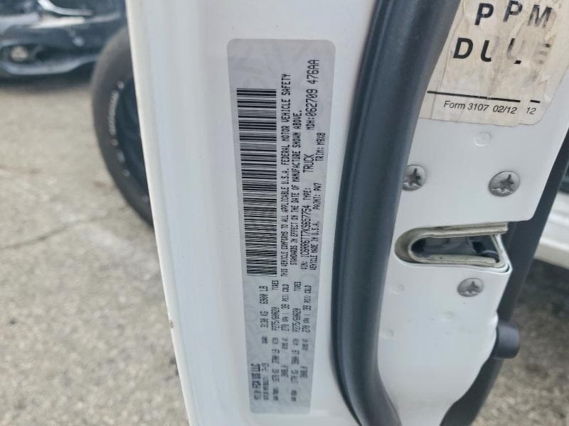 2019 RAM 1500 CLASSIC SLT 13