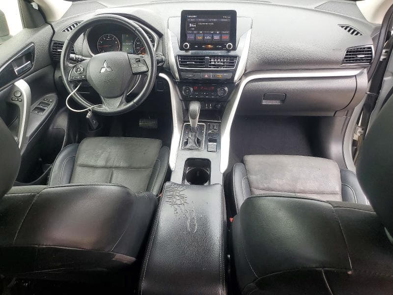 2022 MITSUBISHI ECLIPSE CROSS SE 8