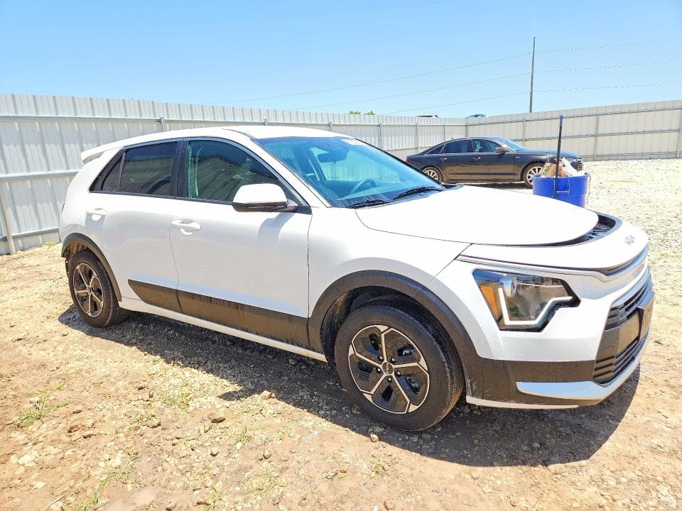 2026 KIA NIRO LX 4