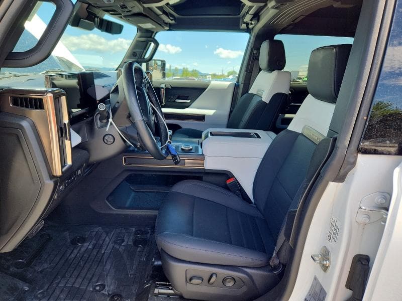 2024 GMC HUMMER SUV 2X 7